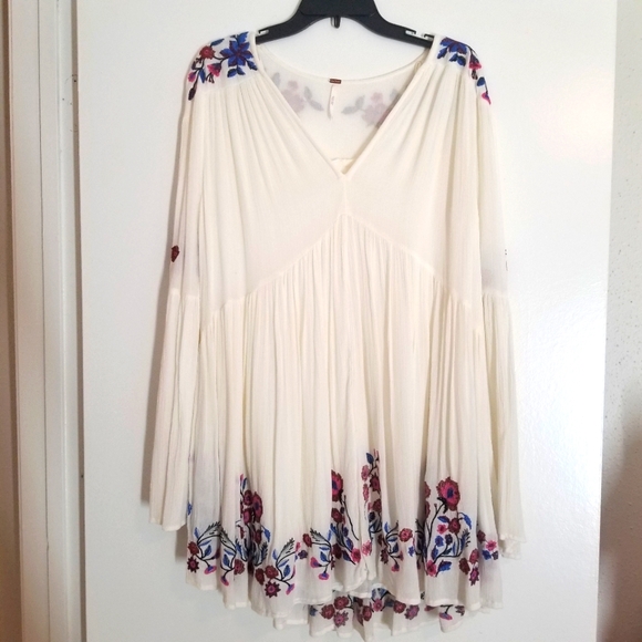 Free people Mini Dress off white with embroidery. Like New! - Picture 7 of 7